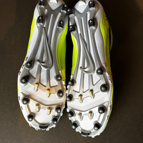 COPY - Jordan Off White Custom Football Cleats - Picture 3 of 5